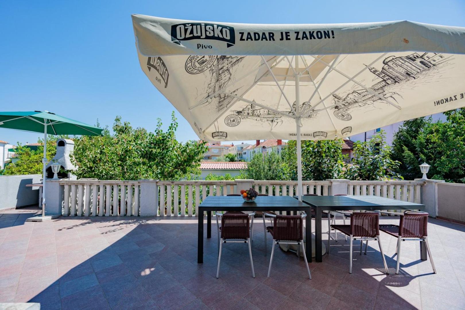 Crowonder Lucky Holiday House With Pool And Patio 30 Meters From The Beach Задар Экстерьер фото